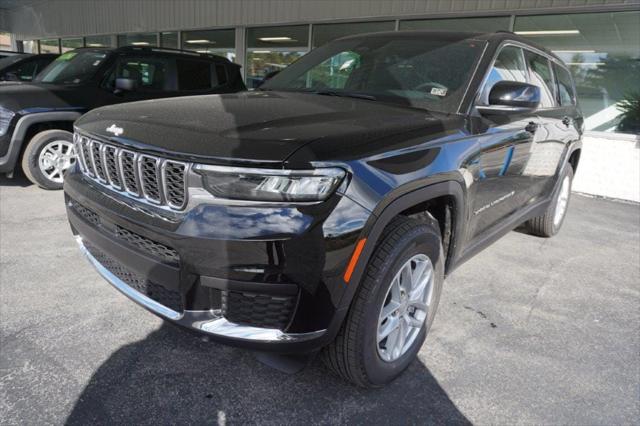 2025 Jeep Grand Cherokee GRAND CHEROKEE L LAREDO X 4X4