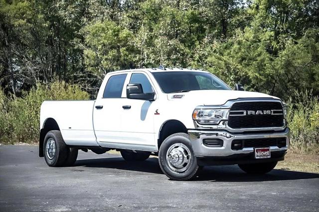 2024 RAM Ram 3500 RAM 3500 TRADESMAN CREW CAB 4X4 8 BOX