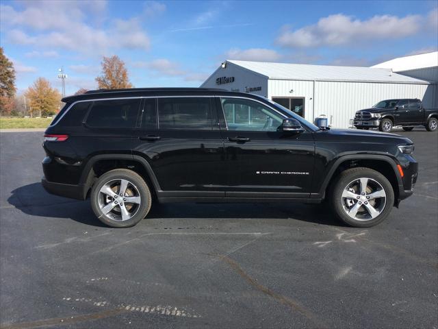 2025 Jeep Grand Cherokee GRAND CHEROKEE L LIMITED 4X4