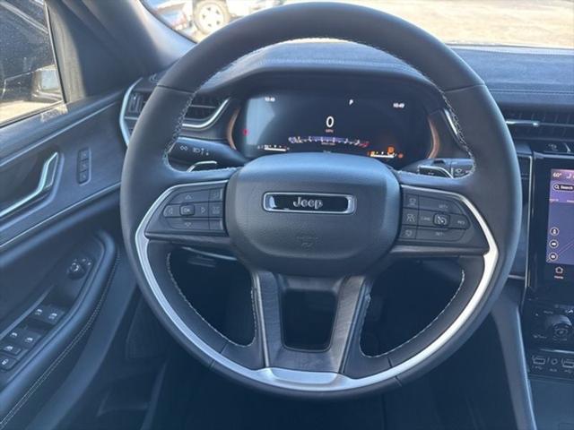 2025 Jeep Grand Cherokee Limited 4x2