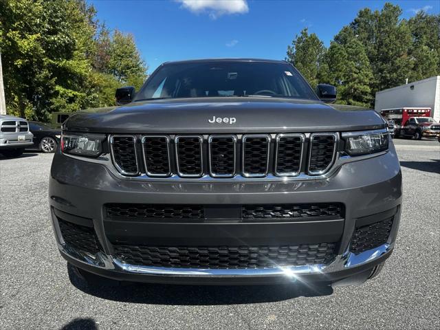 2025 Jeep Grand Cherokee GRAND CHEROKEE L LAREDO X 4X4