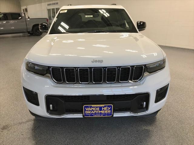 2025 Jeep Grand Cherokee GRAND CHEROKEE OVERLAND 4X4