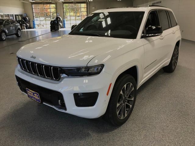 2025 Jeep Grand Cherokee GRAND CHEROKEE OVERLAND 4X4