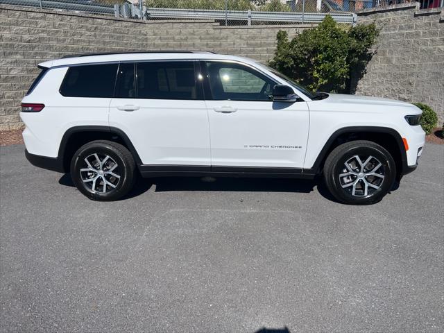 2025 Jeep Grand Cherokee GRAND CHEROKEE L LIMITED 4X4