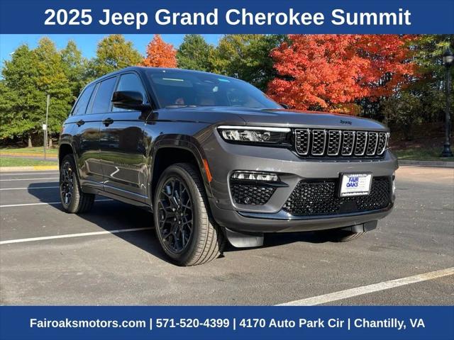 2025 Jeep Grand Cherokee GRAND CHEROKEE SUMMIT RESERVE 4X4