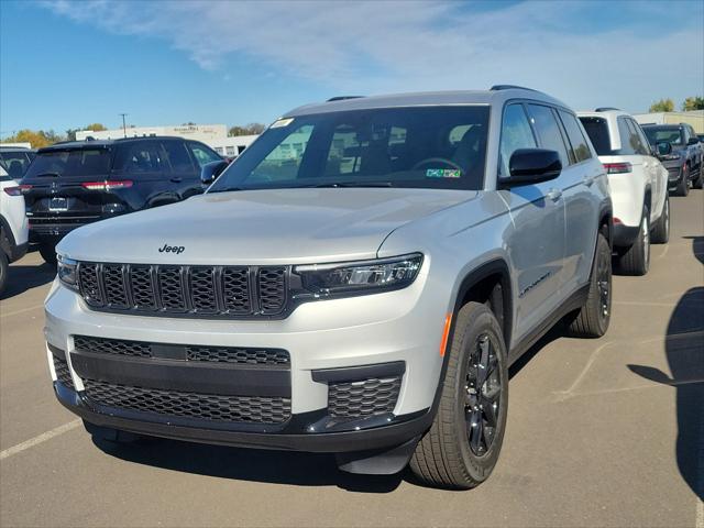 2025 Jeep Grand Cherokee GRAND CHEROKEE L ALTITUDE X 4X4