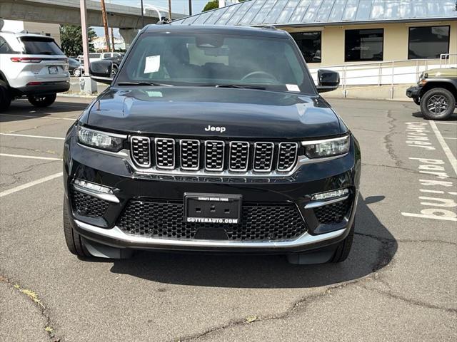 2025 Jeep Grand Cherokee GRAND CHEROKEE SUMMIT RESERVE 4X4