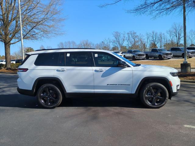2025 Jeep Grand Cherokee GRAND CHEROKEE L LIMITED 4X4