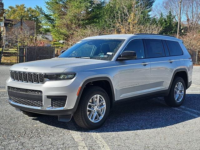 2025 Jeep Grand Cherokee GRAND CHEROKEE L LAREDO 4X4