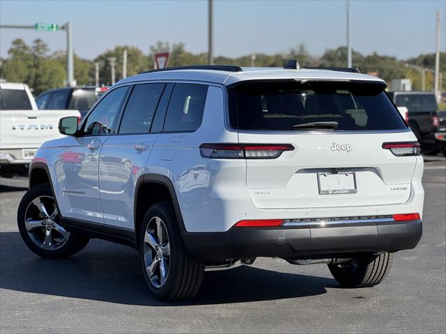 2025 Jeep Grand Cherokee GRAND CHEROKEE L LIMITED 4X4