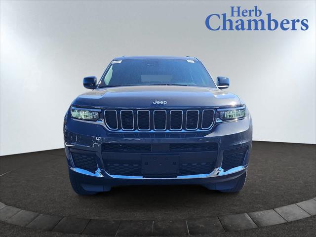 2025 Jeep Grand Cherokee GRAND CHEROKEE L LAREDO X 4X4