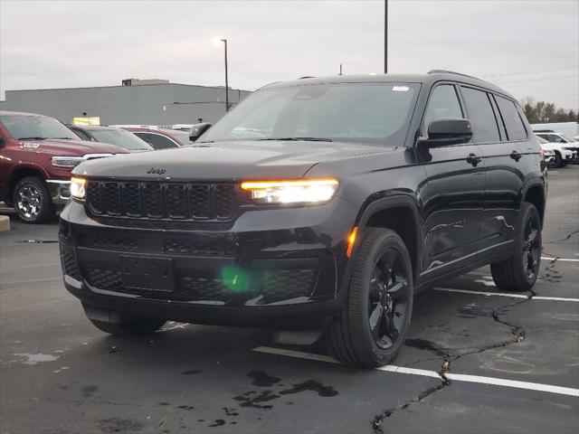 2025 Jeep Grand Cherokee GRAND CHEROKEE L ALTITUDE X 4X4
