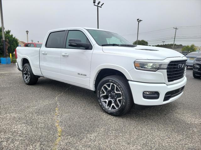 2025 RAM Ram 1500 RAM 1500 LARAMIE CREW CAB 4X4 64 BOX