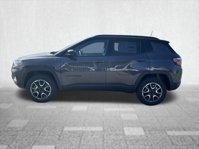 2024 Jeep Compass COMPASS TRAILHAWK 4X4