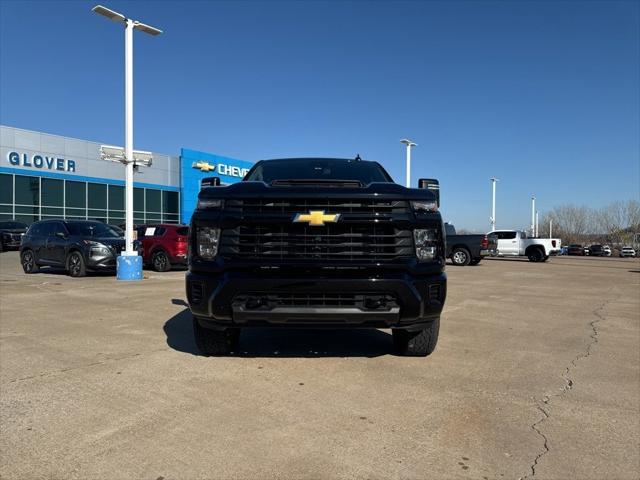 2024 Chevrolet Silverado 2500HD 4WD Crew Cab Standard Bed Custom