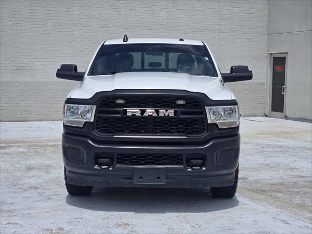 2022 RAM 3500 Tradesman Crew Cab 4x2 8 Box