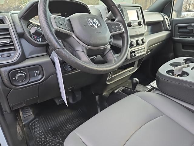 2024 Ram 5500 Tradesman/SLT