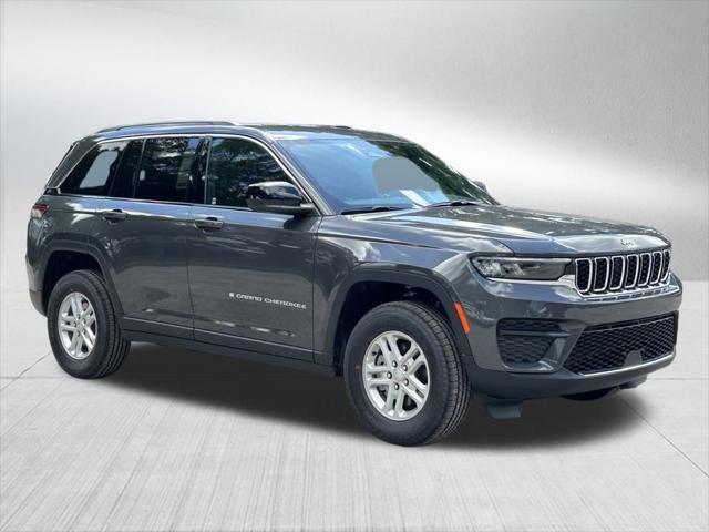 2025 Jeep Grand Cherokee GRAND CHEROKEE LAREDO 4X2