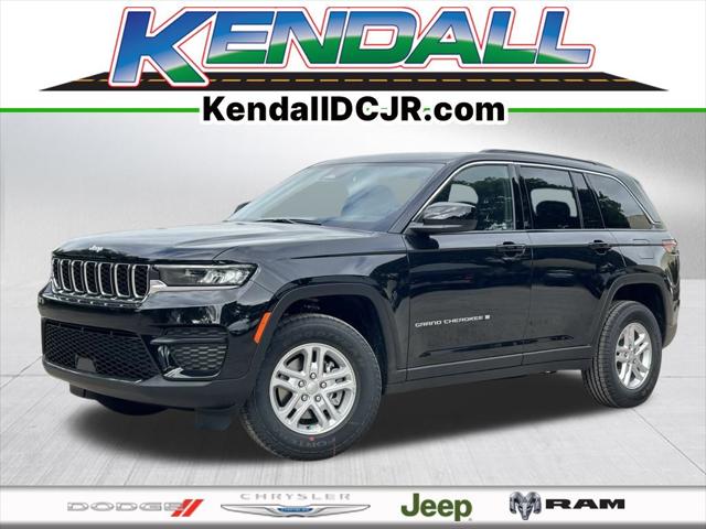 2025 Jeep Grand Cherokee GRAND CHEROKEE LAREDO 4X2