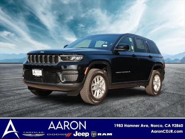 2025 Jeep Grand Cherokee GRAND CHEROKEE LAREDO X 4X4