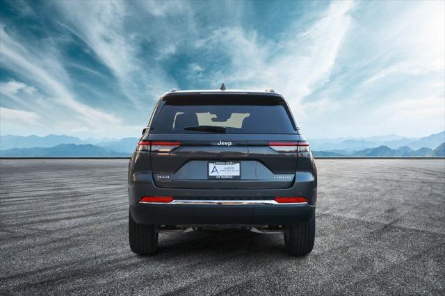 2025 Jeep Grand Cherokee GRAND CHEROKEE LAREDO X 4X4