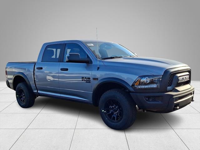 2024 RAM Ram 1500 Classic RAM 1500 CLASSIC WARLOCK CREW CAB 4X4 57 BOX