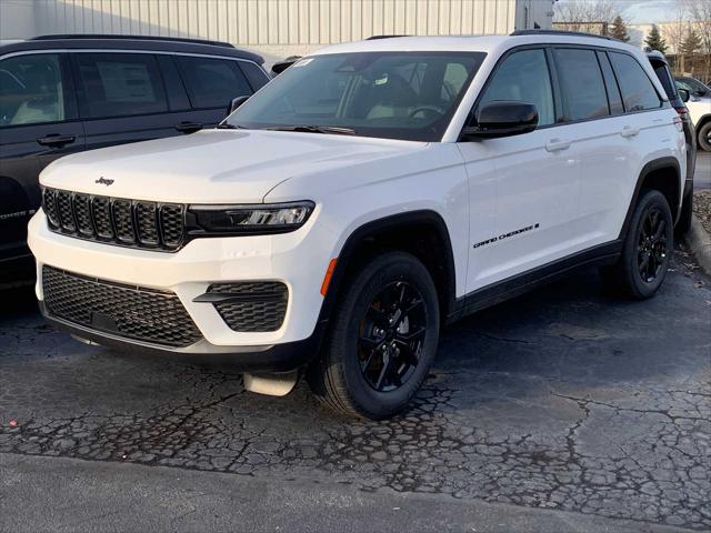 2025 Jeep Grand Cherokee GRAND CHEROKEE ALTITUDE 4X4