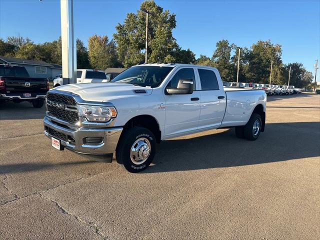 2024 RAM Ram 3500 RAM 3500 TRADESMAN CREW CAB 4X4 8 BOX