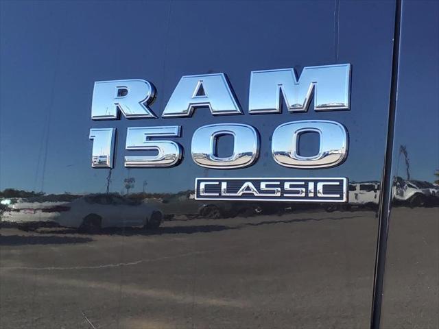 2024 RAM Ram 1500 Classic RAM 1500 CLASSIC TRADESMAN CREW CAB 4X2 57 BOX