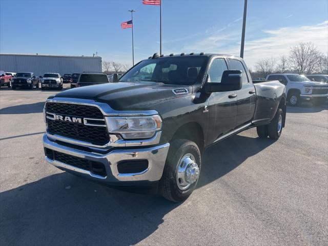 2024 RAM Ram 3500 RAM 3500 TRADESMAN CREW CAB 4X4 8 BOX