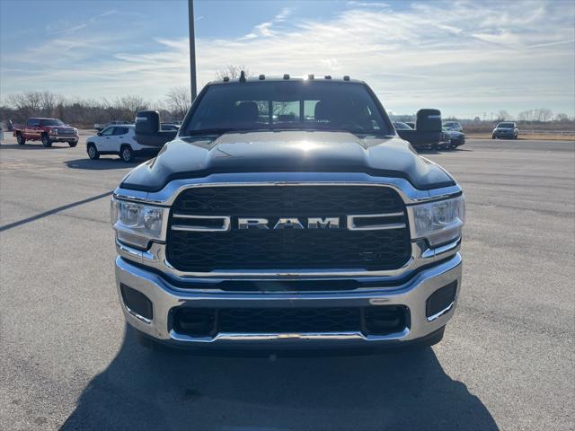 2024 RAM Ram 3500 RAM 3500 TRADESMAN CREW CAB 4X4 8 BOX