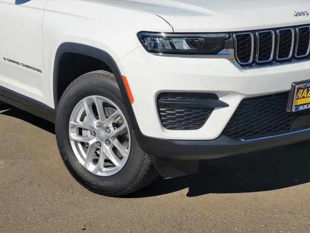 2025 Jeep Grand Cherokee GRAND CHEROKEE LAREDO X 4X4