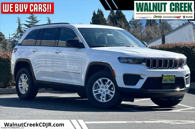 2025 Jeep Grand Cherokee GRAND CHEROKEE LAREDO 4X4