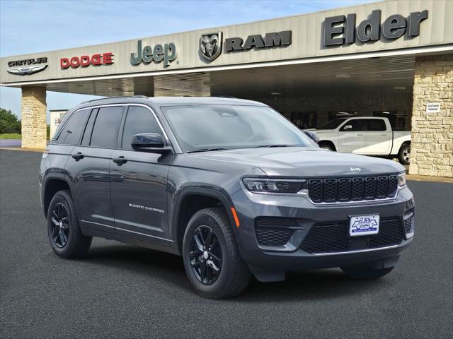2025 Jeep Grand Cherokee Laredo X 4x4