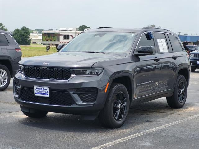 2025 Jeep Grand Cherokee Laredo X 4x4