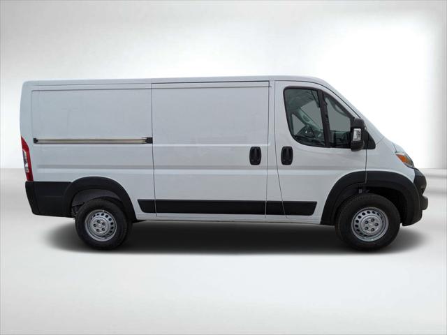 2025 RAM Ram ProMaster RAM PROMASTER 2500 TRADESMAN CARGO VAN LOW ROOF 136 WB