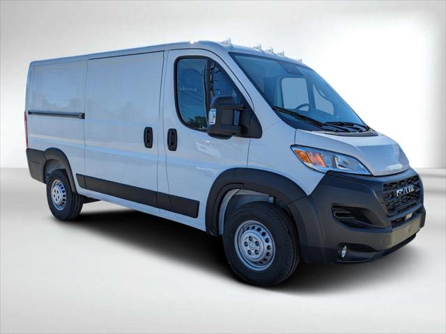 2025 RAM Ram ProMaster RAM PROMASTER 2500 TRADESMAN CARGO VAN LOW ROOF 136 WB