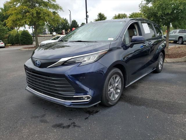 2023 Toyota Sienna XLE 2023 Toyota Sienna XLE