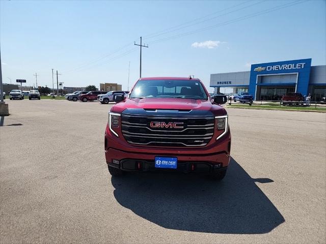 2024 GMC Sierra 1500 4WD Crew Cab Short Box AT4