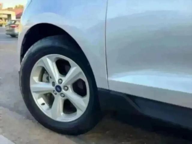 2017 Ford Edge SE