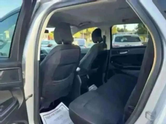 2017 Ford Edge SE