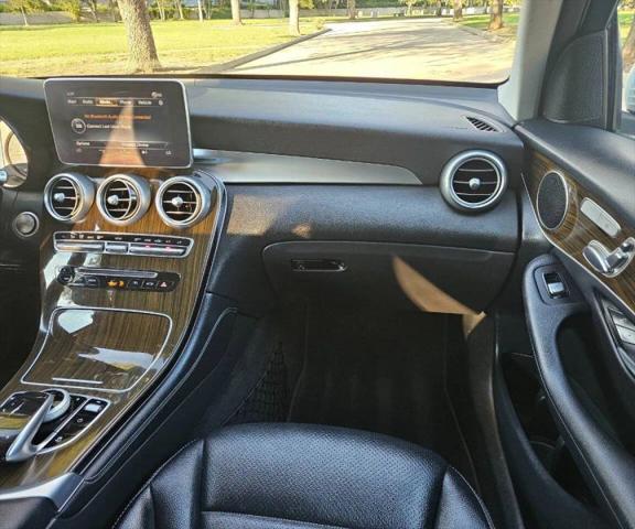 2016 Mercedes-Benz GLC GLC 300 Sport Utility 4D