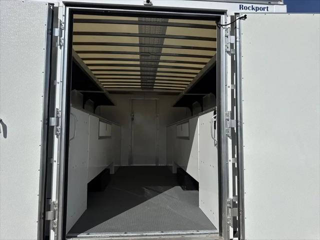 2025 Ford E-450 Cutaway E-Series Cutaway