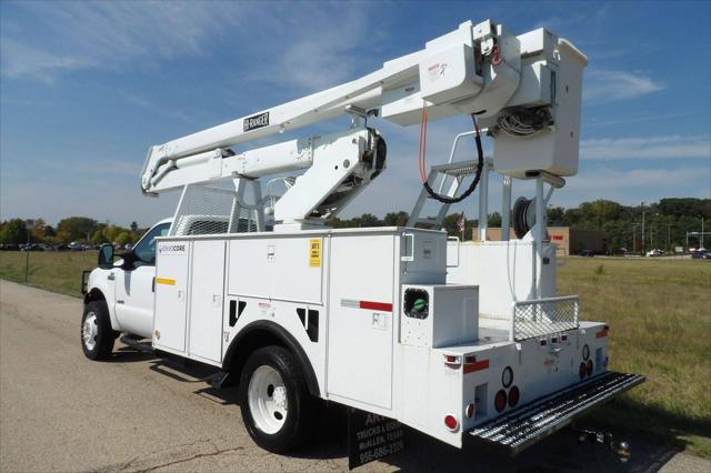 2007 Ford F-550 XL