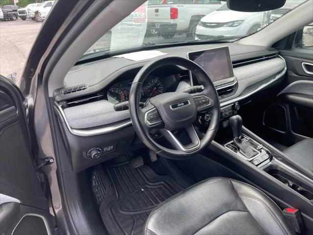 2022 Jeep Compass Latitude Lux 4x4