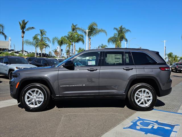 2025 Jeep Grand Cherokee GRAND CHEROKEE LAREDO X 4X4