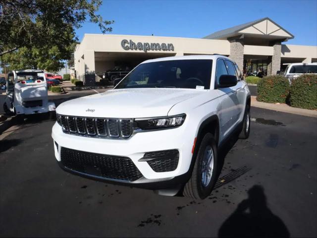 2025 Jeep Grand Cherokee GRAND CHEROKEE LAREDO 4X4 2025 Jeep Grand Cherokee GRAND CHEROKEE LAREDO 4X4