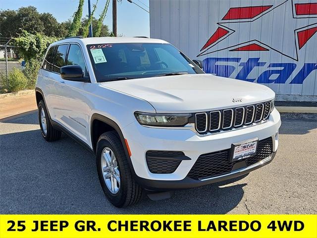 2025 Jeep Grand Cherokee GRAND CHEROKEE LAREDO 4X4