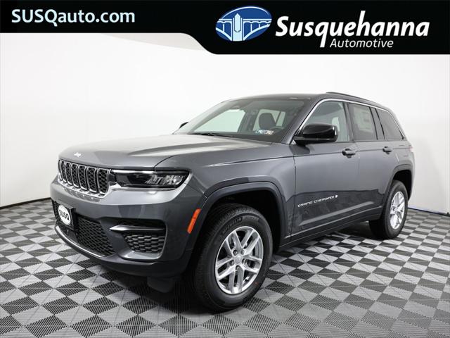 2025 Jeep Grand Cherokee GRAND CHEROKEE LAREDO X 4X4