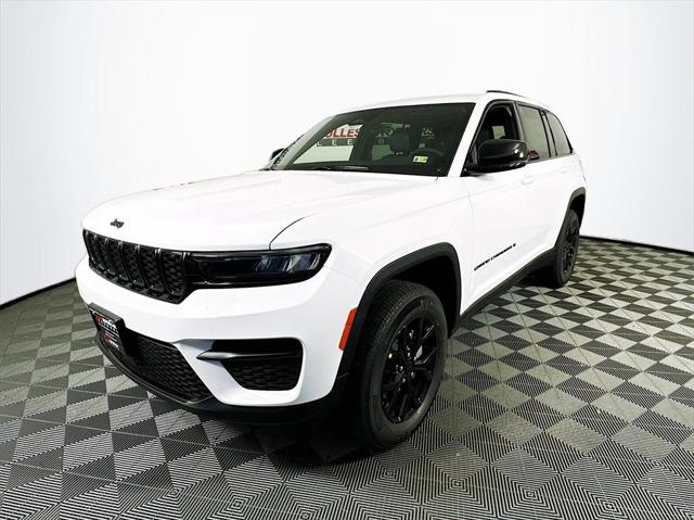 2025 Jeep Grand Cherokee GRAND CHEROKEE ALTITUDE 4X4